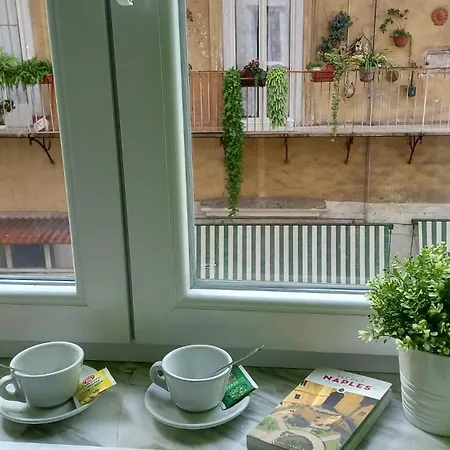 Stella Scugnizza Bed & Breakfast Napoli