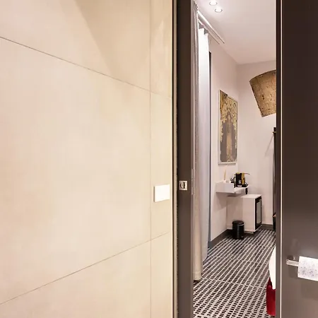 Three Toledo Guest house *