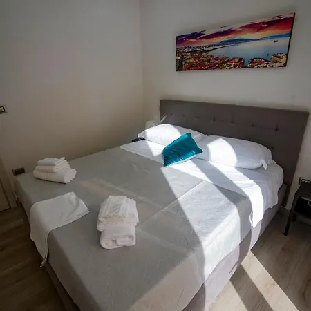Na