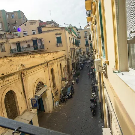Na Naples