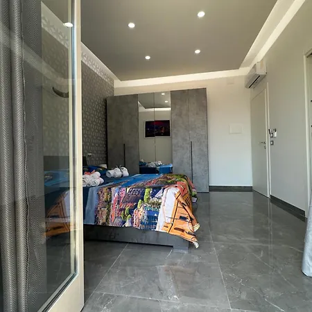 Napolitudine Bed & Breakfast *