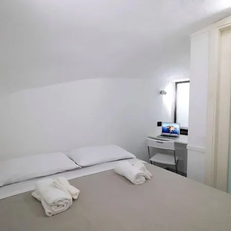 San Mattia Home-quartierispagnoli * Napoli
