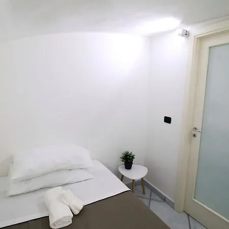 Apartment San Mattia Home-quartierispagnoli Naples