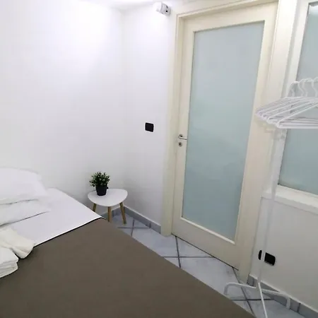 San Mattia Home-quartierispagnoli Apartment