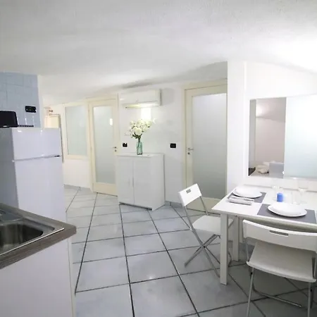 San Mattia Home-quartierispagnoli Apartment