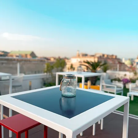 Napoli Hostal *