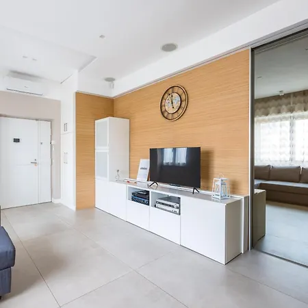 Malta Modern And Lovely Flat With Parking * Naples