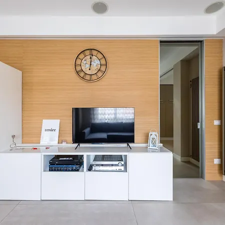 Apartment Malta Modern And Lovely Flat With Parking