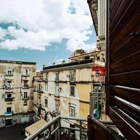 Piazza E Basilica View By Murat Apartment Naples
