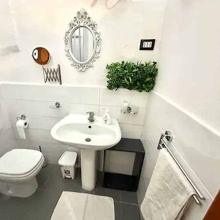 Apartment Portico House 17