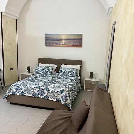 Apartment Portico House 17 Naples