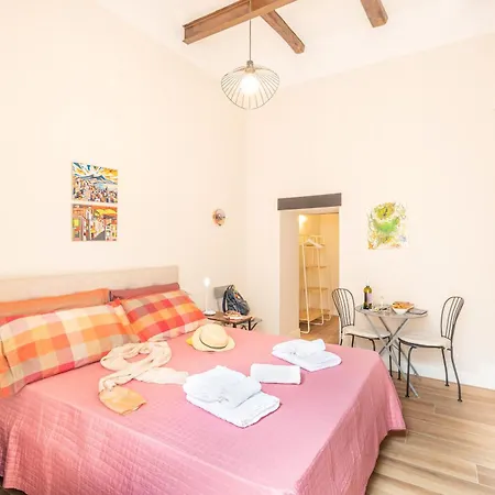 Heart Of - Happy Apartment