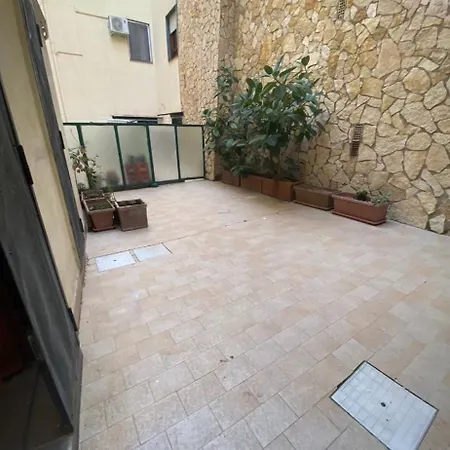 Pedamentina 9 - Vesuvio View - My Place Apartment Naples