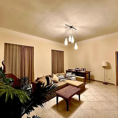 Vacanze Apartment *