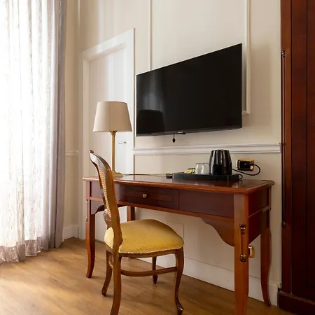 Hotel Napolit'amo Principe Naples