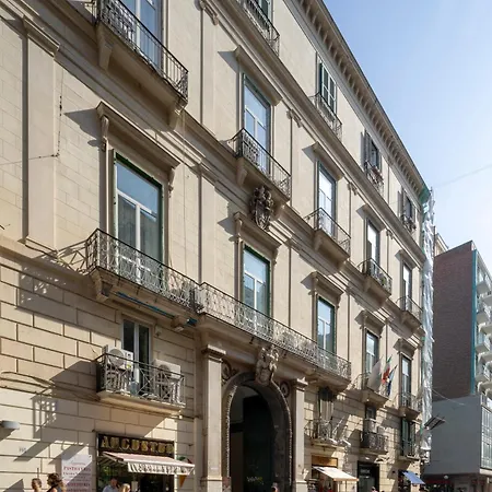Napolit'amo Principe Hotel