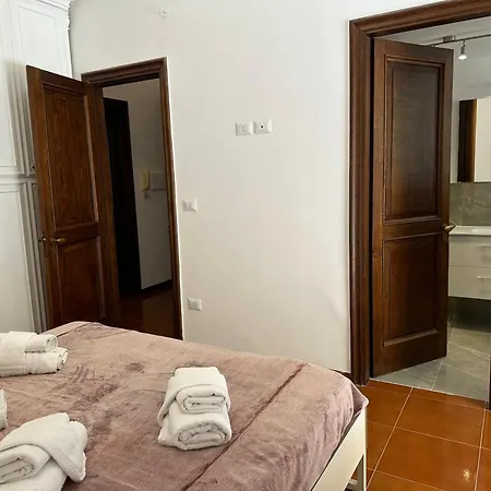 Apartment Pedamentina 9 - Vesuvio View - My Place Naples