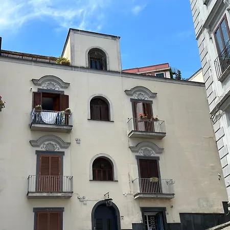 Pedamentina 9 - Vesuvio View - My Place Apartment Naples
