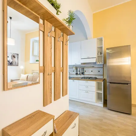 Apartment Smooth Vibes At Chiaia By Napoliapartments