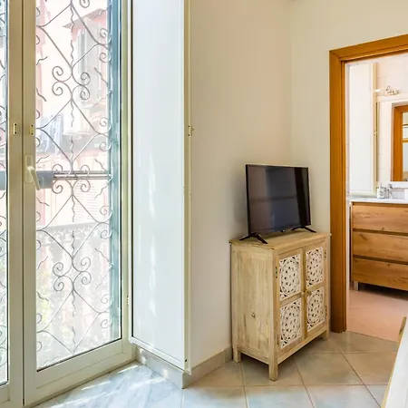 Smooth Vibes At Chiaia By Napoliapartments Apartment