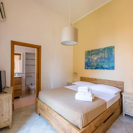Apartment Smooth Vibes At Chiaia By Napoliapartments Naples