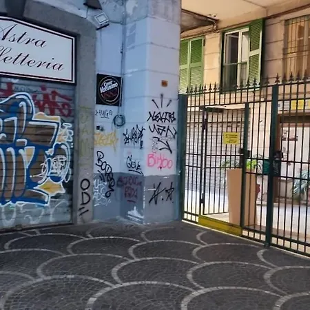 109c Mezzocannone Charming Flat Apartment *