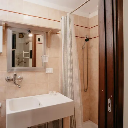 Apartment San Marcellino By Casanapoletana Naples
