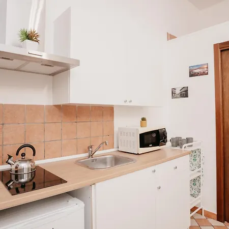 Apartment San Marcellino By Casanapoletana Naples