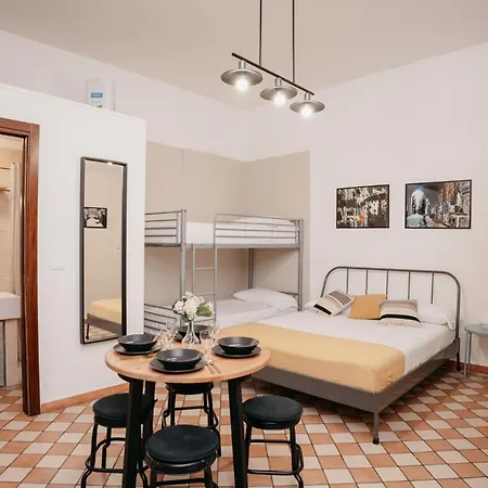 Apartment San Marcellino By Casanapoletana