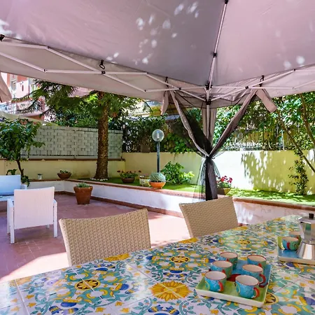 Donna Filomena Con Patio By Wonderful Italy * Naples