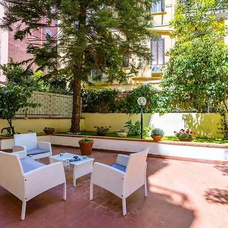 Donna Filomena Con Patio By Wonderful Italy Apartment