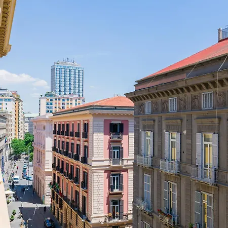 Prêtáloger 3* Napoli