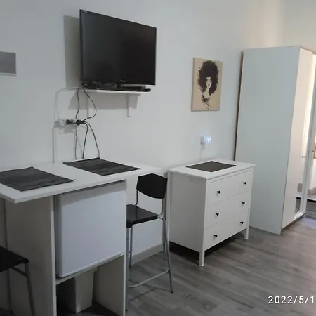 Meridional Station Guest house *