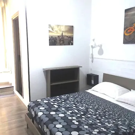 Meridional Station Guest house *