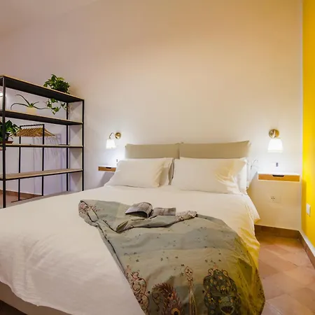 Palazzo Marigliano - Serviced Apartment