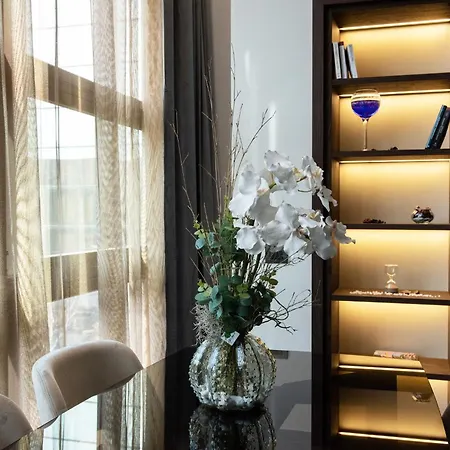 Gold Tower Lifestyle Napoli