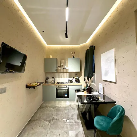 Falco Boutique With Jacuzzi Apartment *