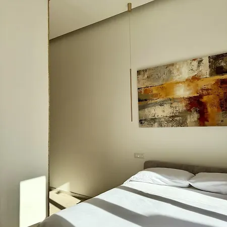 Anno13suites *