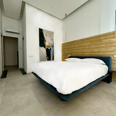 Anno13suites Guest house *