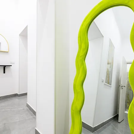 Giordano Center * Naples