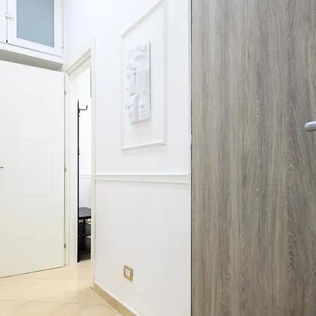 Apartment Giordano Center
