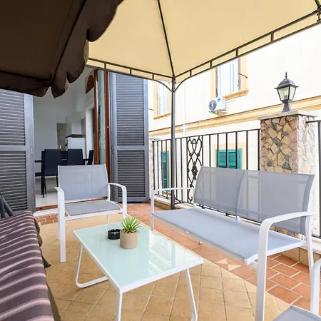 Giordano Center Apartment *
