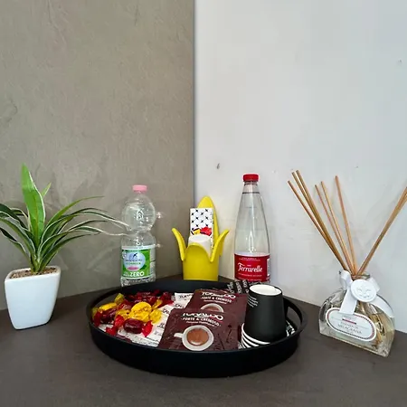 Binario 14 Piazza Garibaldi Bed & Breakfast *