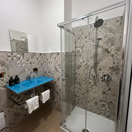 Binario 14 Piazza Garibaldi Bed & Breakfast *