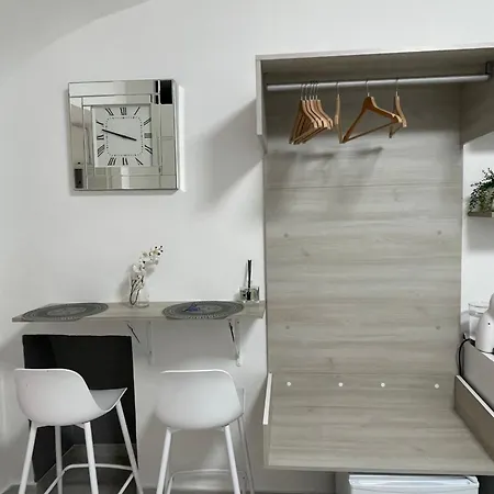 Titti House * Naples
