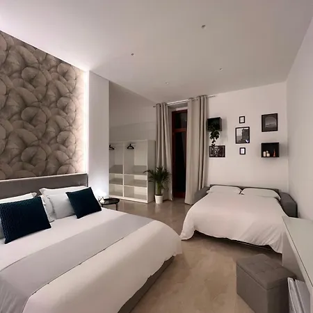 Astorya E' Guest house *