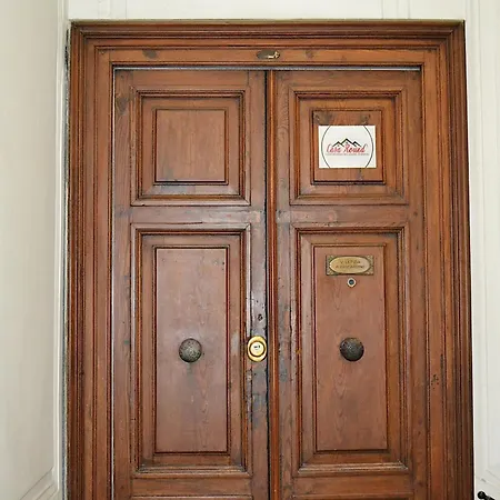 Casa Round * Naples