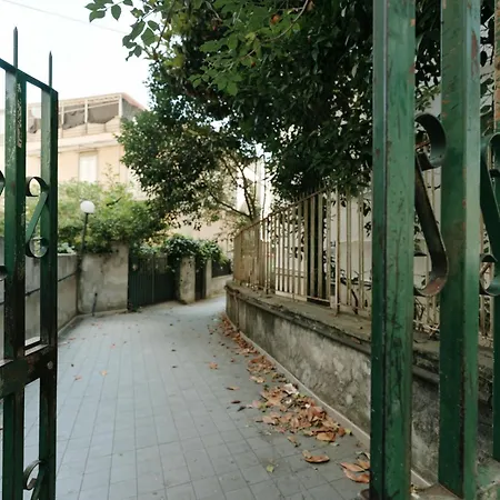 La Casa Di Romeo Al Vomero * Napoli