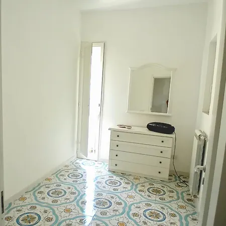 Salotto Vergini Centro Storico