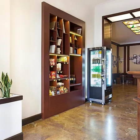 B&B Hotel Napoli Neapel